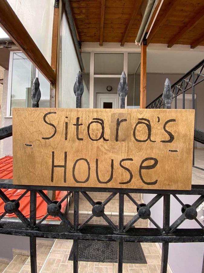 Apartamento Sitara'S House Karpenísion Exterior foto
